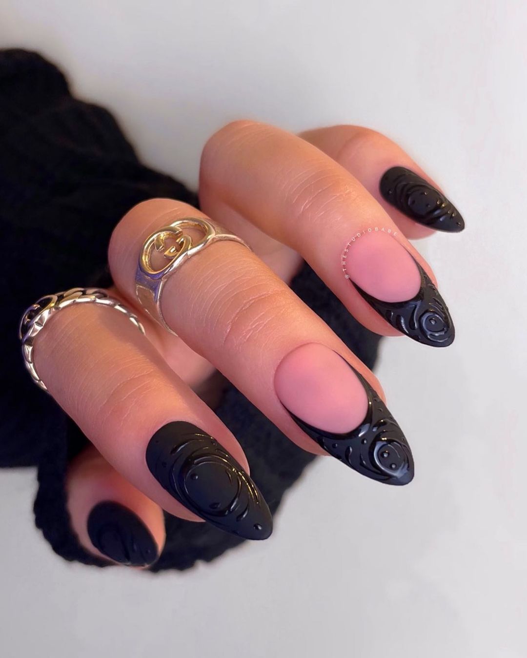 25 Creative Fall Nail Designs You’ll Love This Season