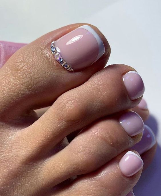 Summer Toe Nail 2024: Trendy Tips for Perfectly Pedicured Toes