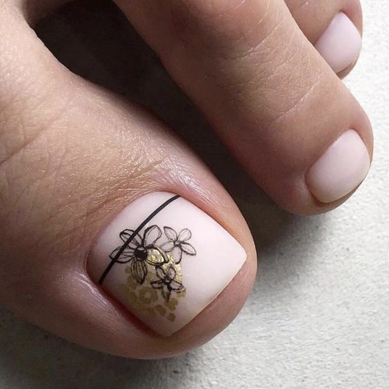 Summer Toe Nail 2024: Trendy Tips for Perfectly Pedicured Toes