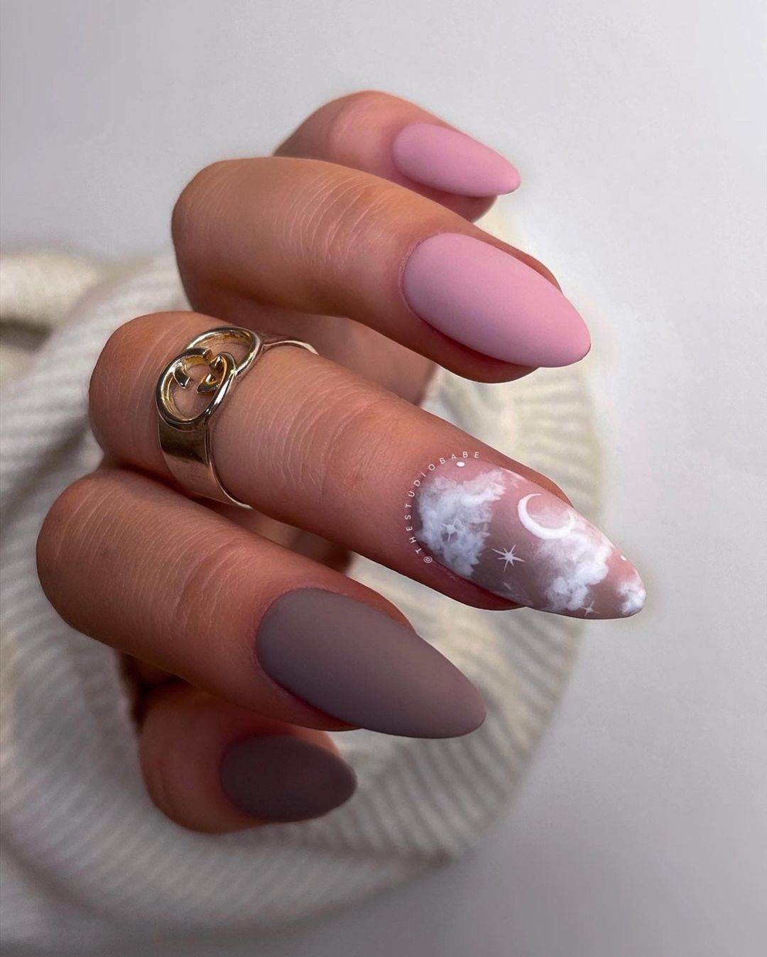 25 Creative Fall Nail Designs You’ll Love This Season