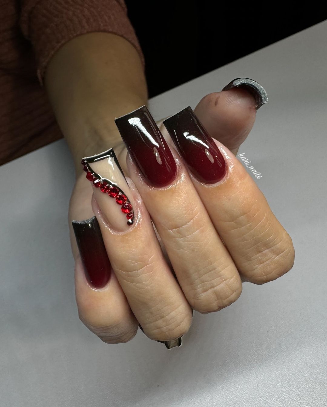 27 Ideas for Burgundy Fall Nails 2024