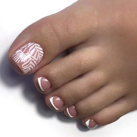 Trendy Toes: Top Summer Toe Nail Colors of 2024