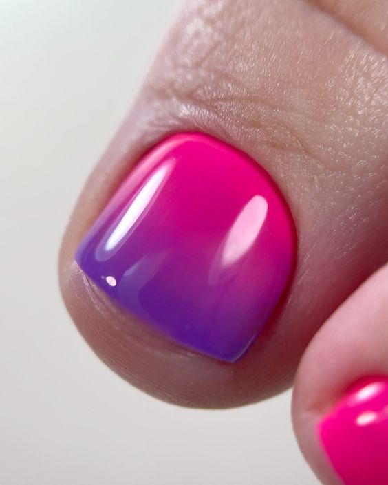 Trendy Toes: Top Summer Toe Nail Colors of 2024