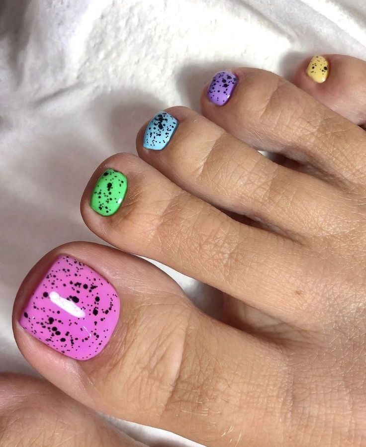 Summer Toe Nail 2024: Trendy Tips for Perfectly Pedicured Toes