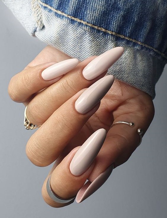 Nail the Perfect Look: July Nail Colors for 2024 Summer Vibes