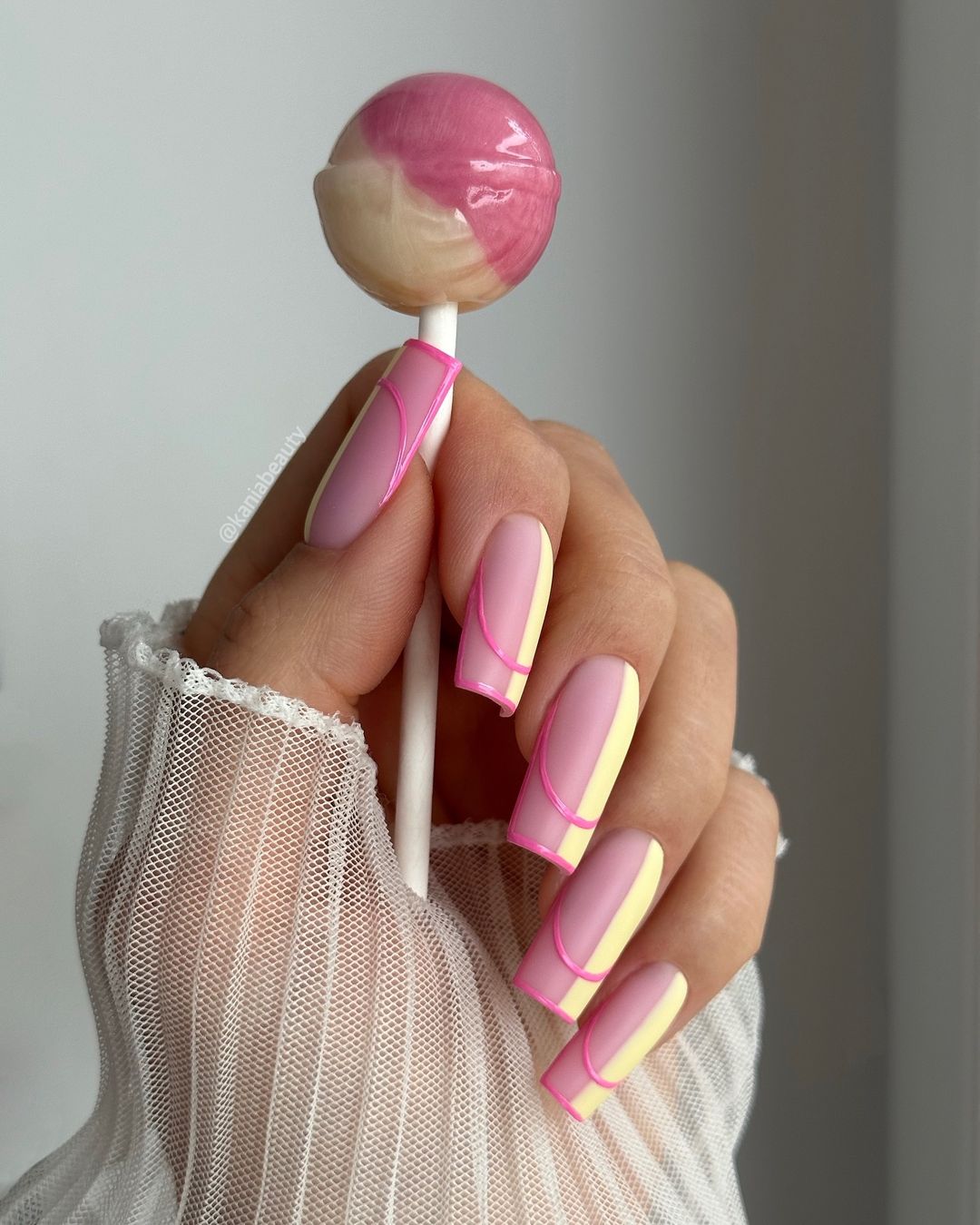 Fall Pink Nails 2024: 27 Chic and Trendy Designs