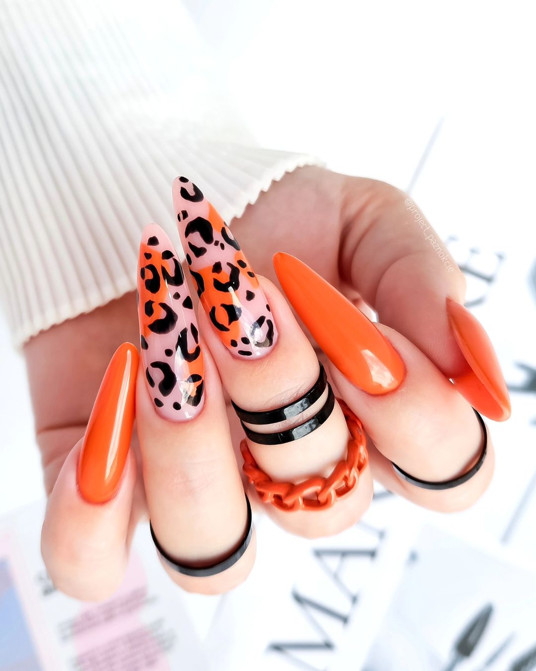 25 Ideas for Orange Fall Nails