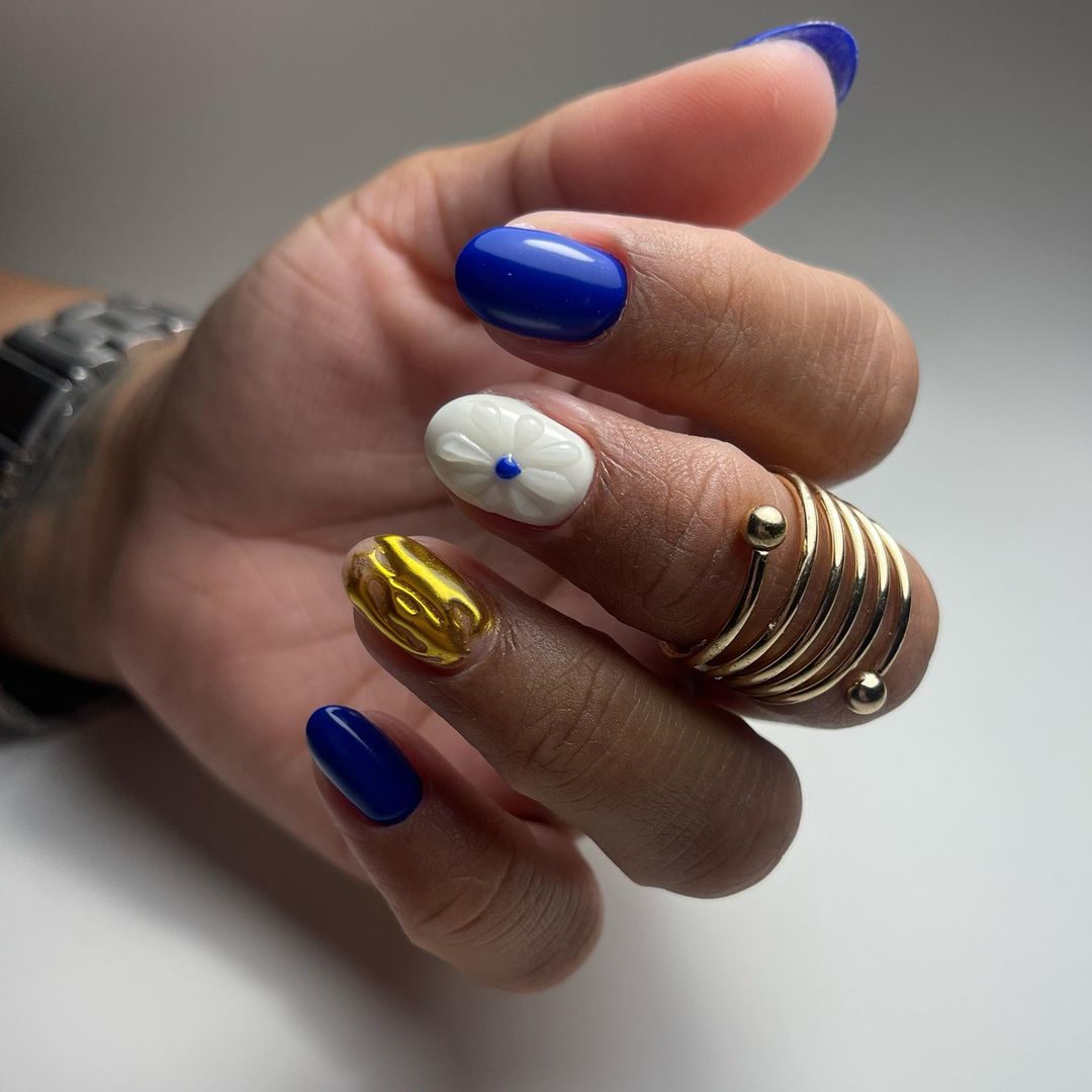 Blue Fall Nails 2024: 29 Ideas to Inspire Your Next Manicure