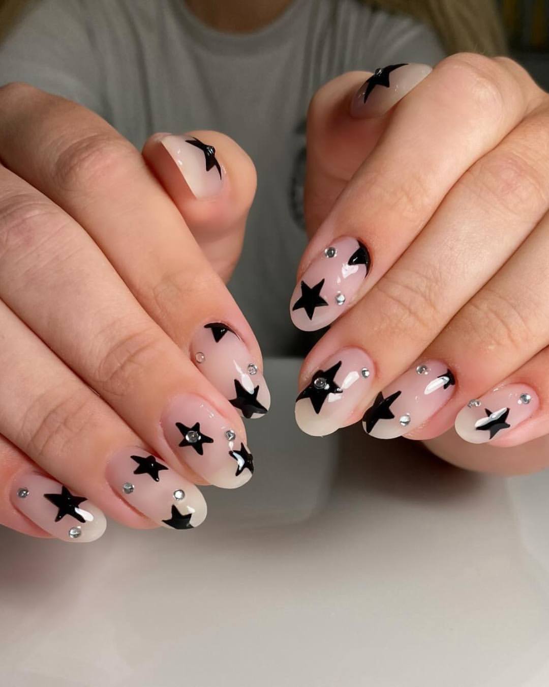 25 Creative Fall Nail Designs You’ll Love This Season