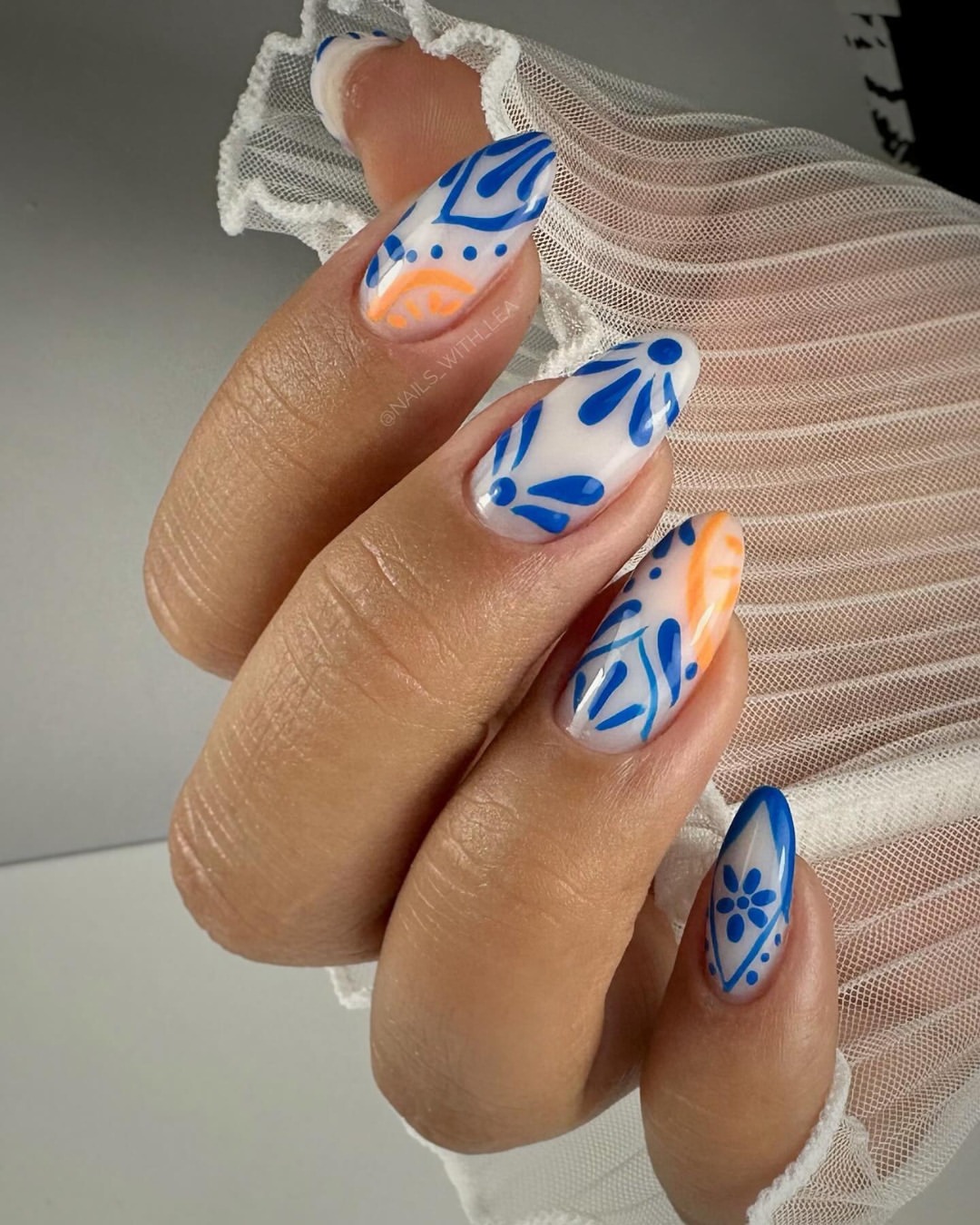 25 Creative Fall Nail Designs You’ll Love This Season