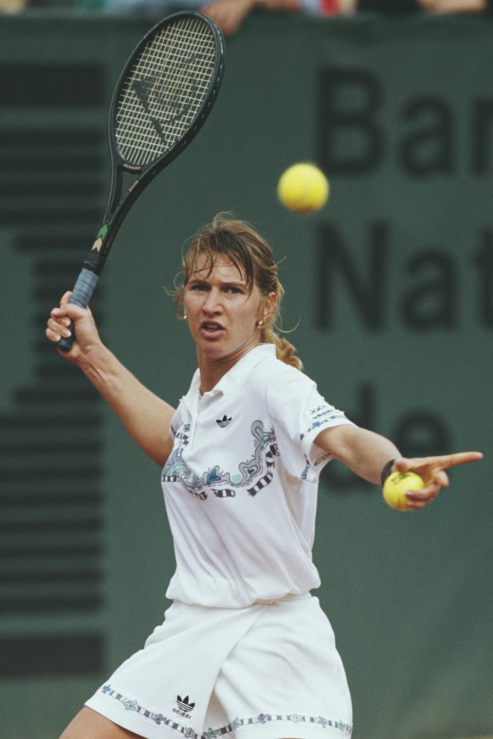 steffi graf, french open outfit, tennis kit style fashion, 1989