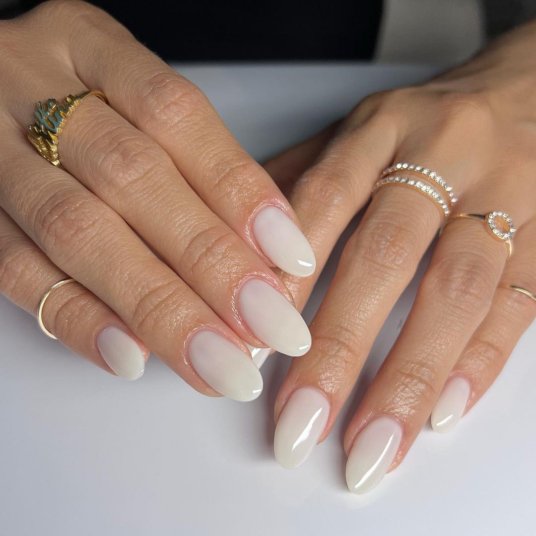 29 Elegant Ideas for Nude Fall Nails 2024