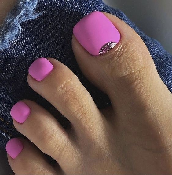 Summer Toe Nail 2024: Trendy Tips for Perfectly Pedicured Toes