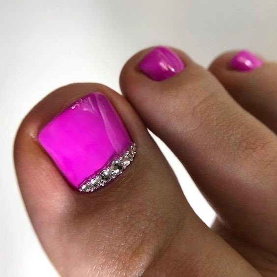 Summer Toe Nail 2024: Trendy Tips for Perfectly Pedicured Toes