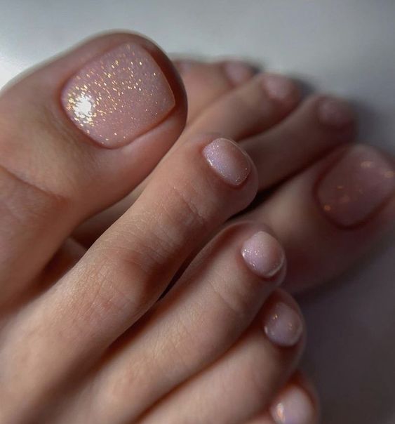 Summer Toe Nail 2024: Trendy Tips for Perfectly Pedicured Toes