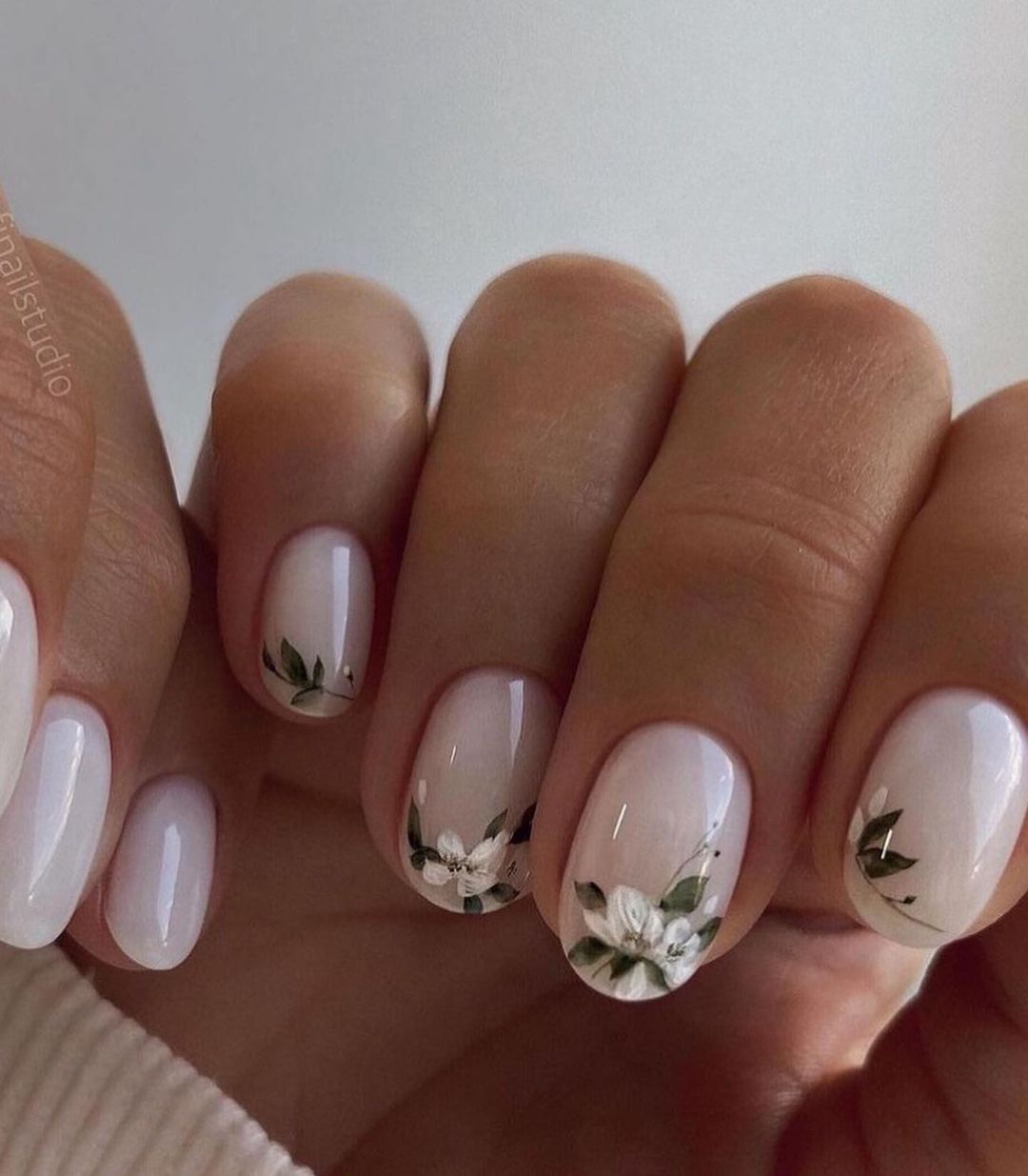 Fall Wedding Nails 2024: 29 Elegant Ideas for Your Big Day