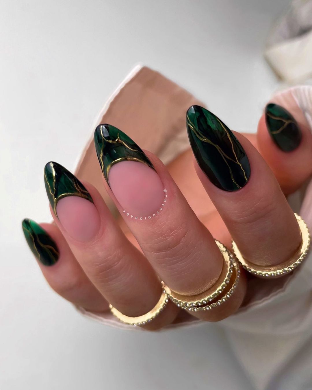 25 Creative Fall Nail Designs You’ll Love This Season