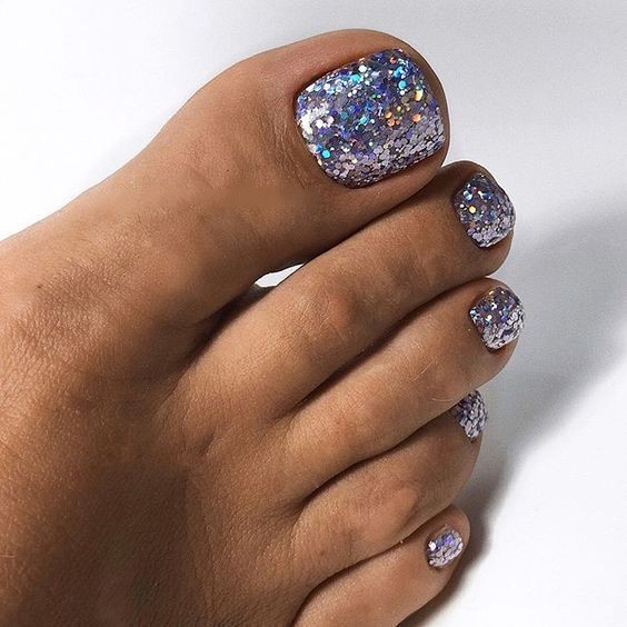 Summer Toe Nail 2024: Trendy Tips for Perfectly Pedicured Toes