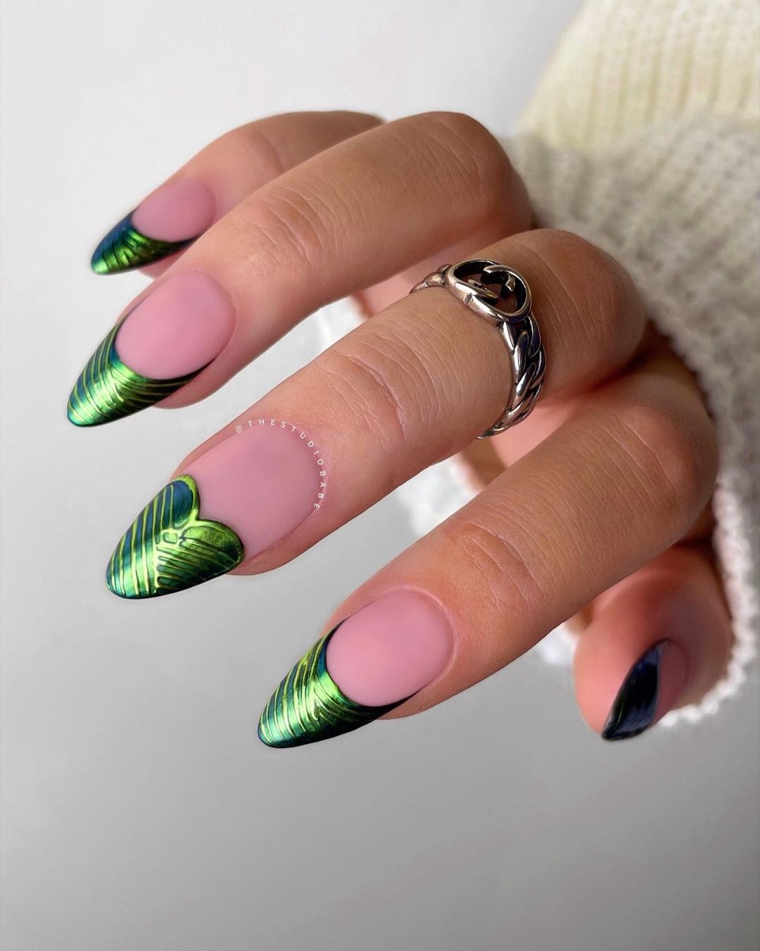 25 Creative Fall Nail Designs You’ll Love This Season