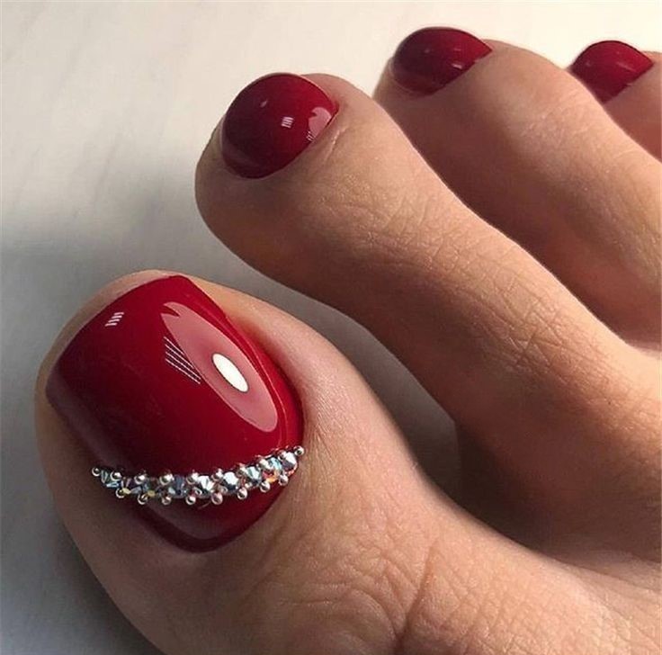 Summer Toe Nail 2024: Trendy Tips for Perfectly Pedicured Toes