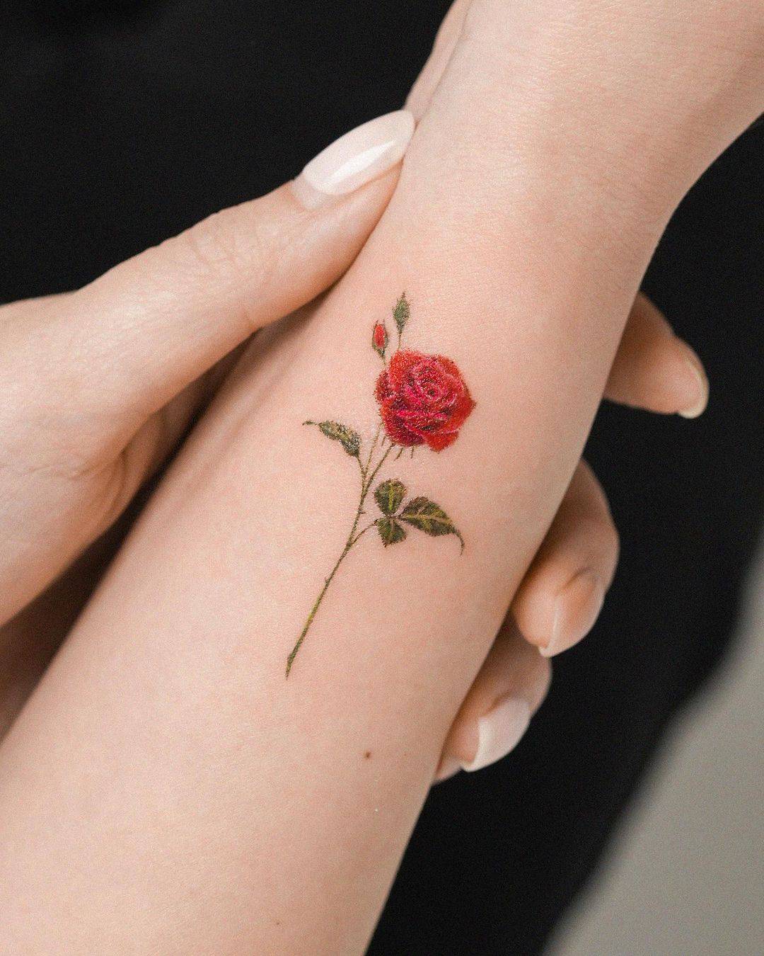 rose tattoo by zihong tattoo