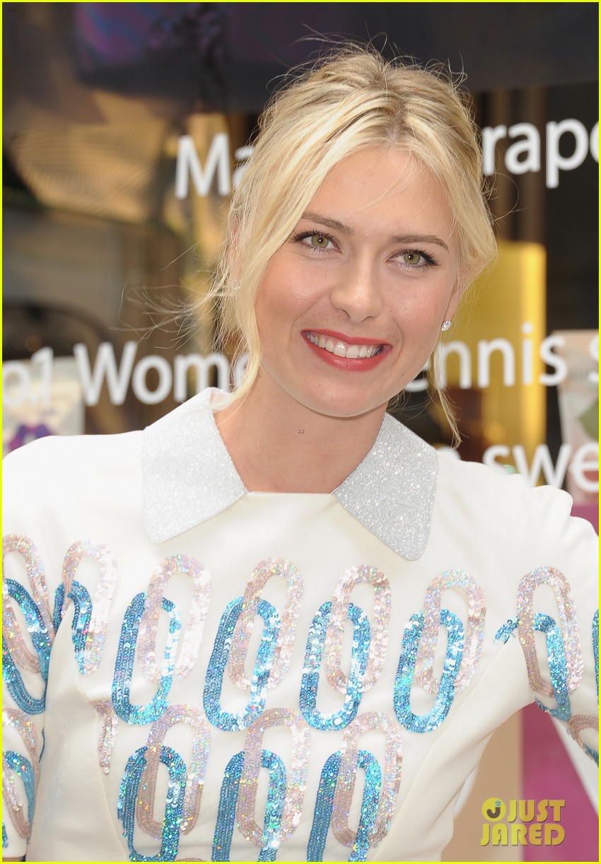 maria sharapova sugarpova launch hamptons mag cover 042705461