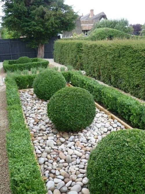 28 Modern Formal Garden Design Ideas 12