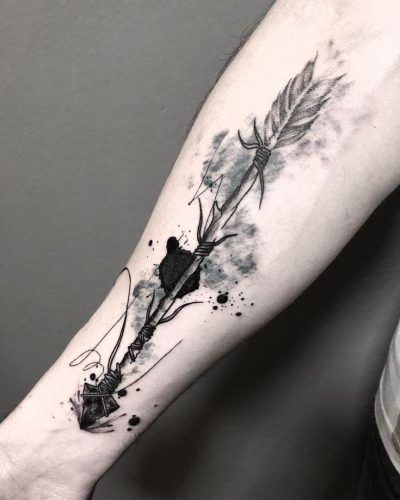 Explore 19 Unique Arrow Tattoo Ideas for 2024: Symbolism &#038; Design Inspirations for Men and Women